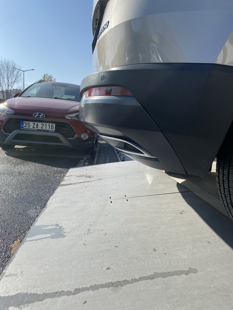 Skoda Karoq 2018-2021 TEK ÇIKIŞ görünüm difüzör