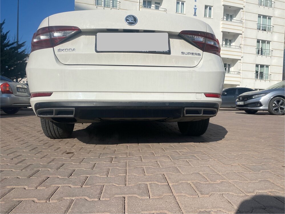 Skoda SUBERB ÇİFT ÇIKIŞ GRİ-SİYAH Boyalı