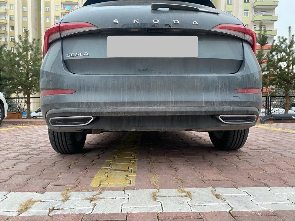 Skoda Scala TEK ÇIKIŞ GRİ-SİYAH Boyalı