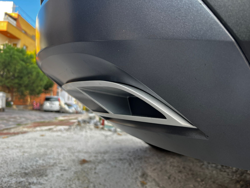 Skoda Karoq 2018-2021çift çıkış görünüm difüzör