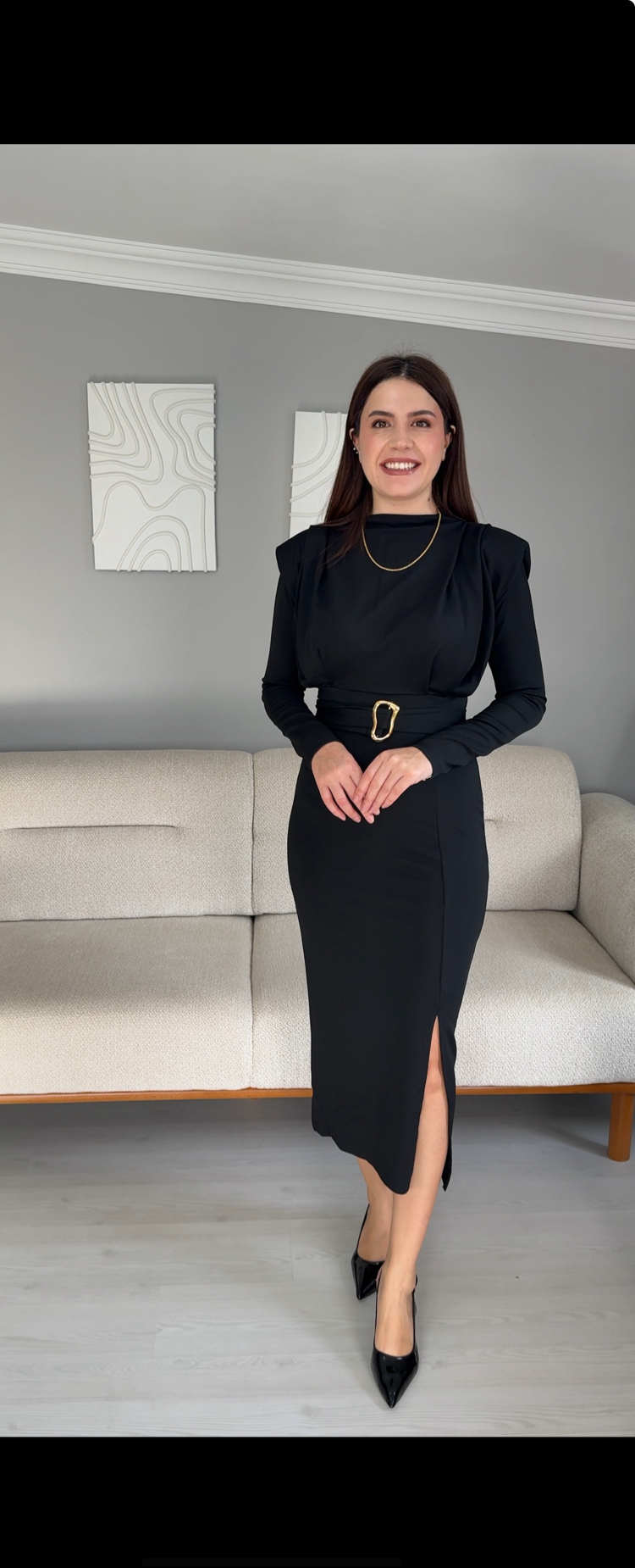 Vatkalı Toka Detaylı Siyah Elbise
