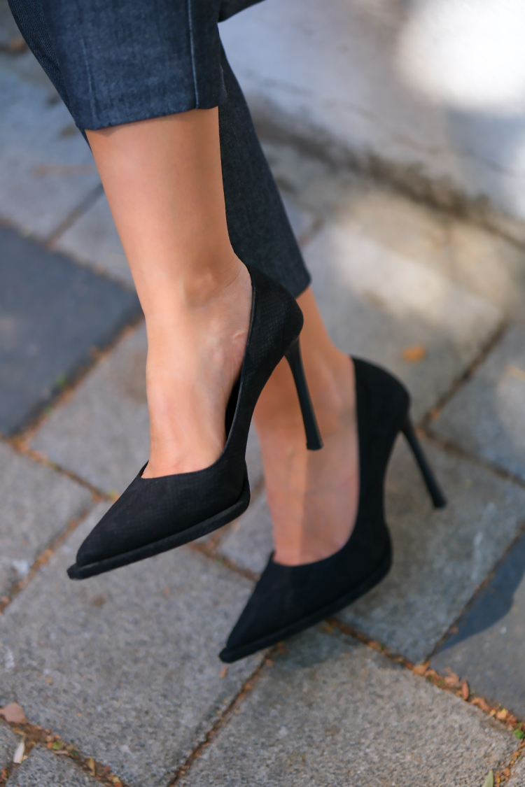 Nubuk siyah ithal Krıste Bell stiletto