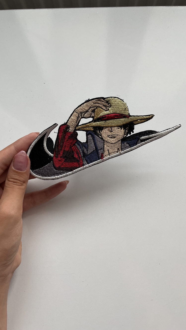 Cırtcırtlı Nike Air Force Anime