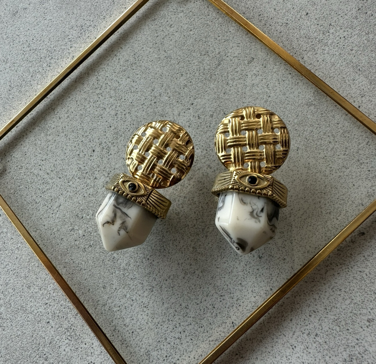 Capsüle Earrings