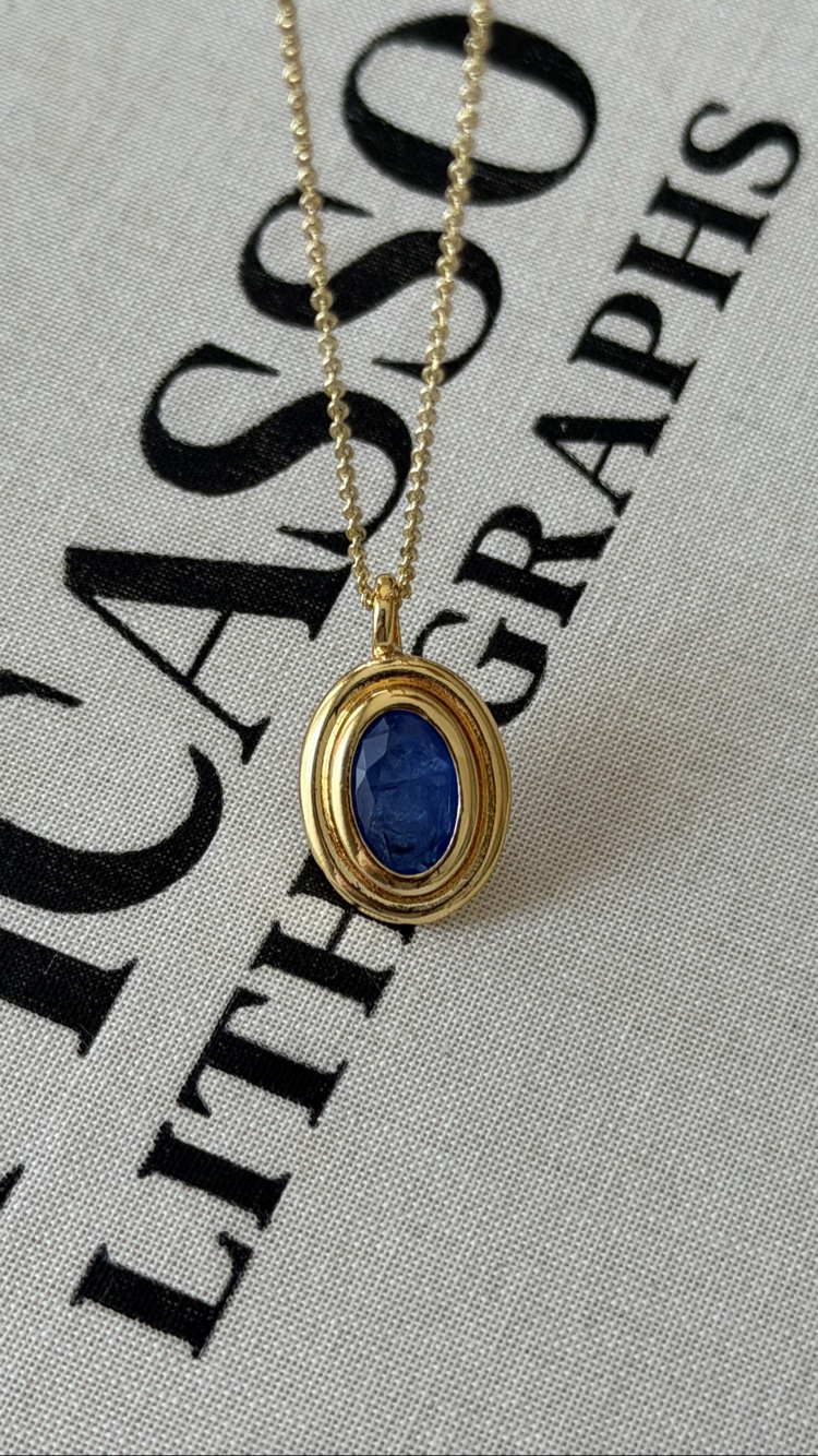 Antik oval taşlı kolye (lacivert renk)