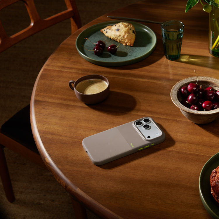 İphone Beats Kılıf Taş gri 