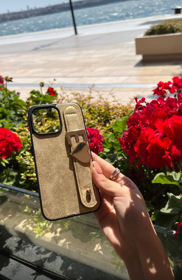 İphone Kişiselleştirilebilir Deri Kılıf Charmlı Gold