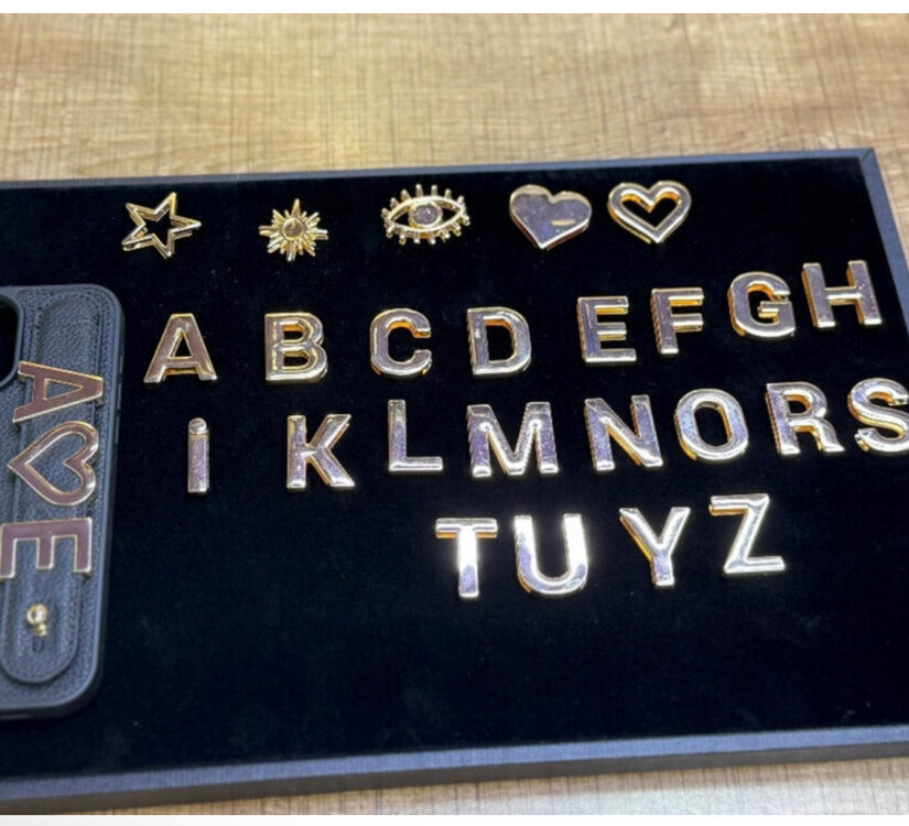 İphone Kişiselleştirilebilir Deri Kılıf Charmlı Gold