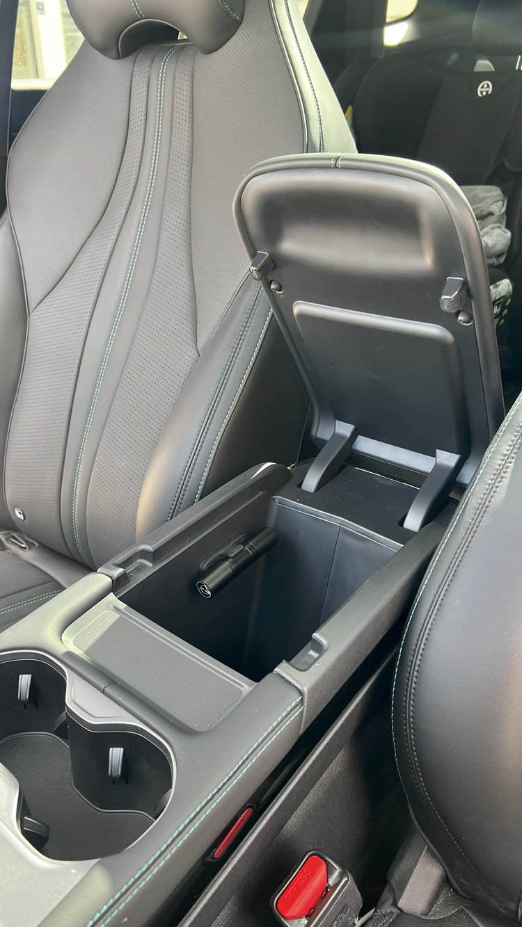 BYD Seal / U EV & DMI Uyumlu Kolçak Altı Organizer + Hediyeli Anahtarlık