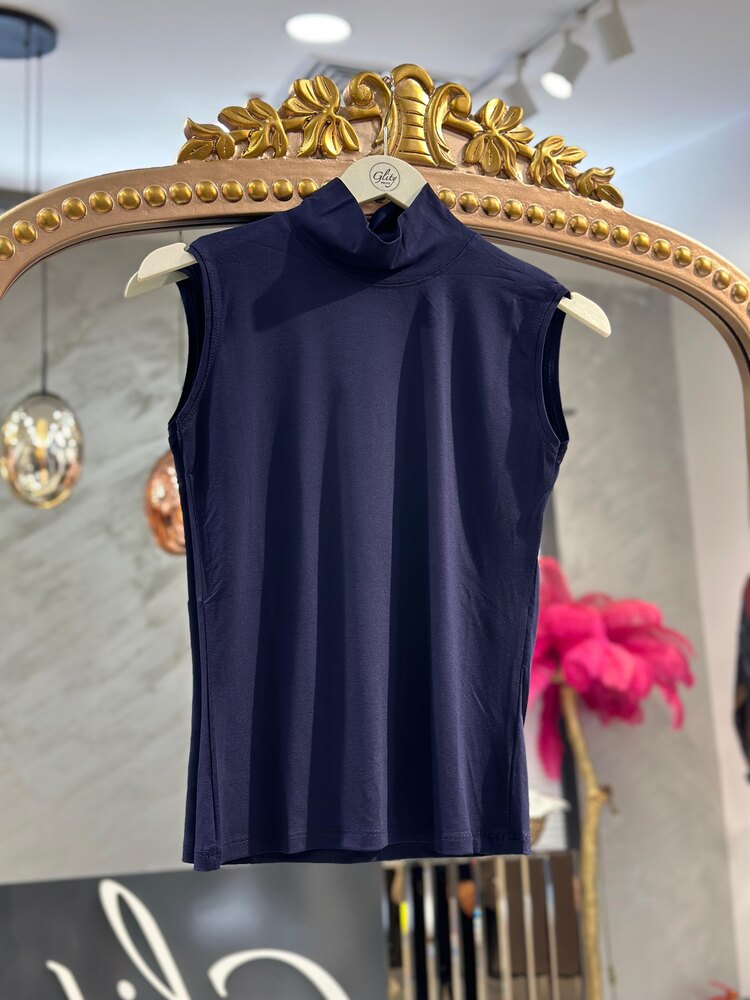 Balıkçı yaka kolsuz body