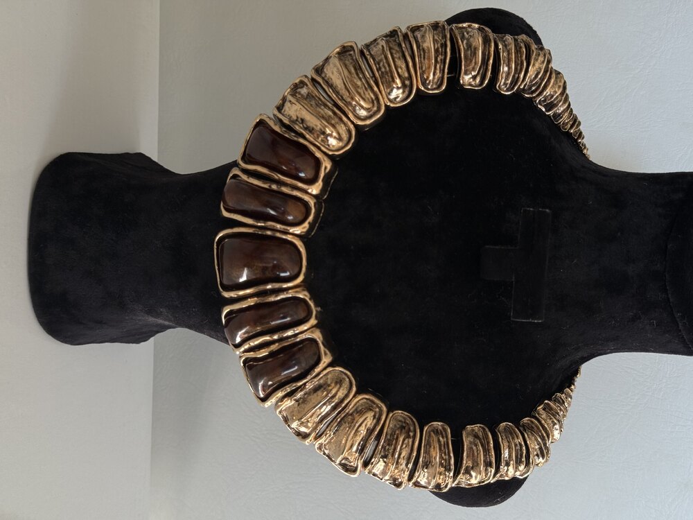 Gold Kahve Mineli Tasarım Kolye Şık Ve Modern Kadın Kolye