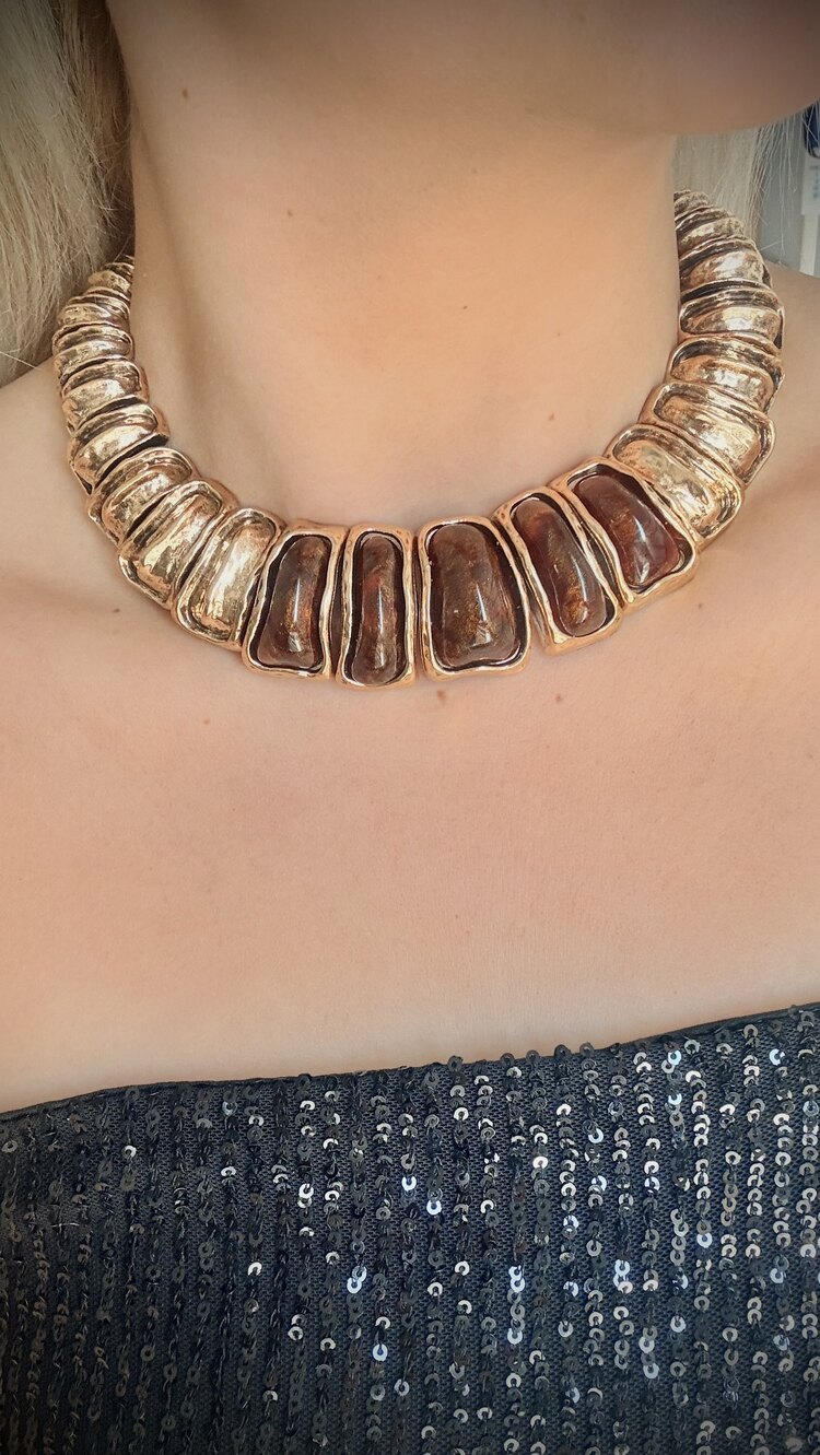Gold Kahve Mineli Tasarım Kolye Şık Ve Modern Kadın Kolye