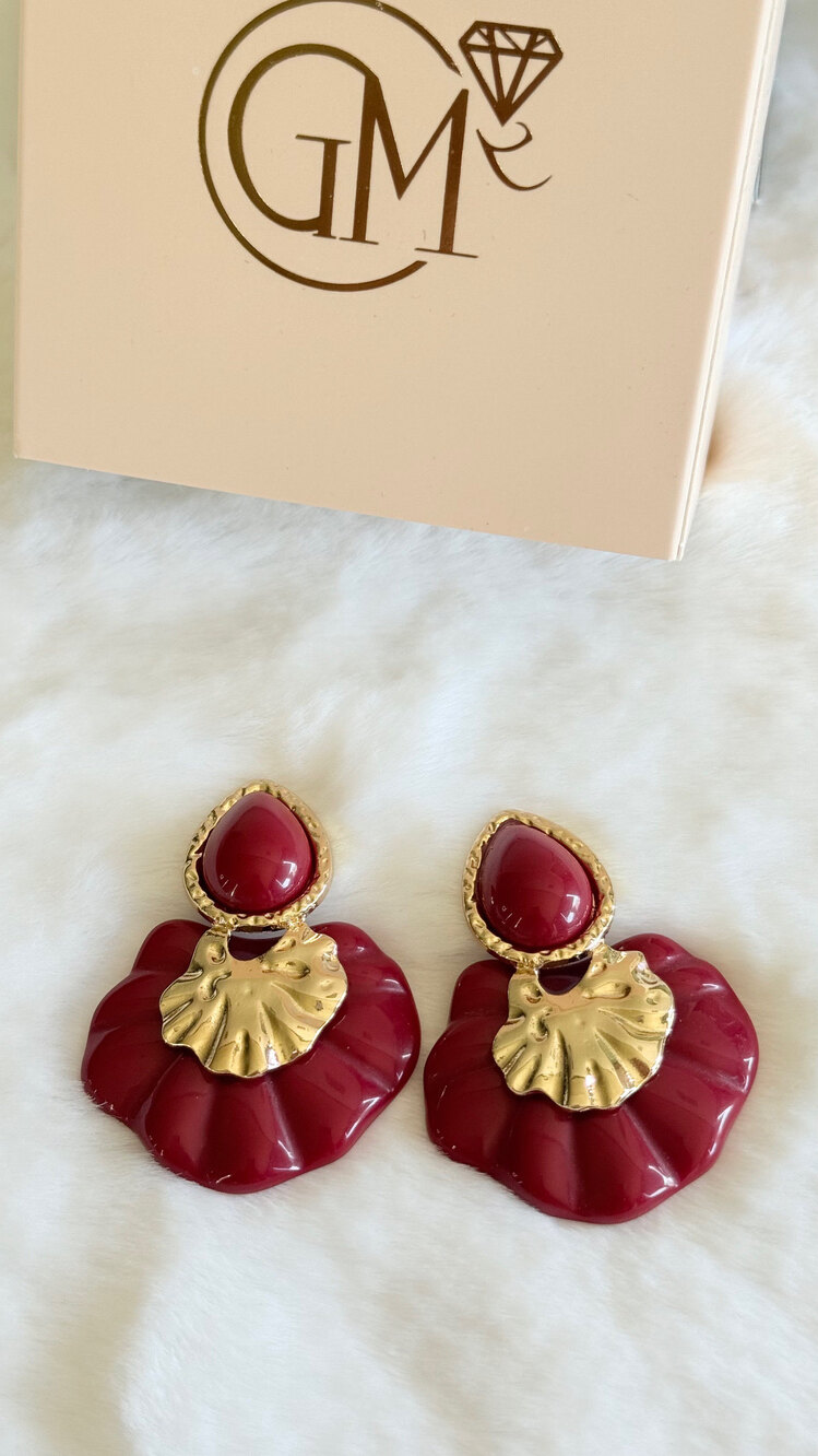 Gold detaylı bordo küpe