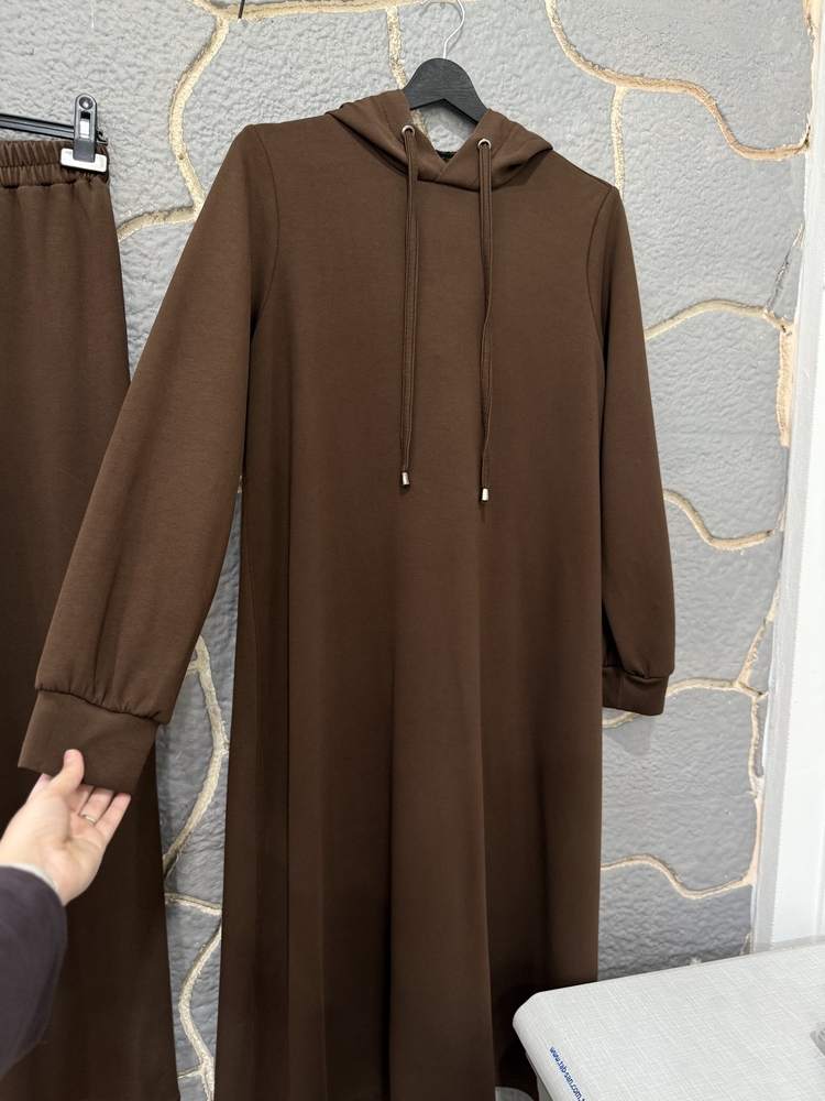 Oysho kumaş pantolonlu takım