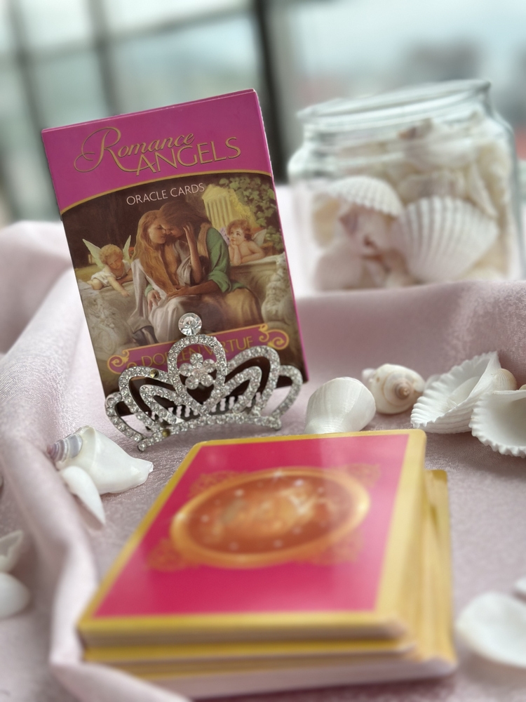 Romance angel oracle