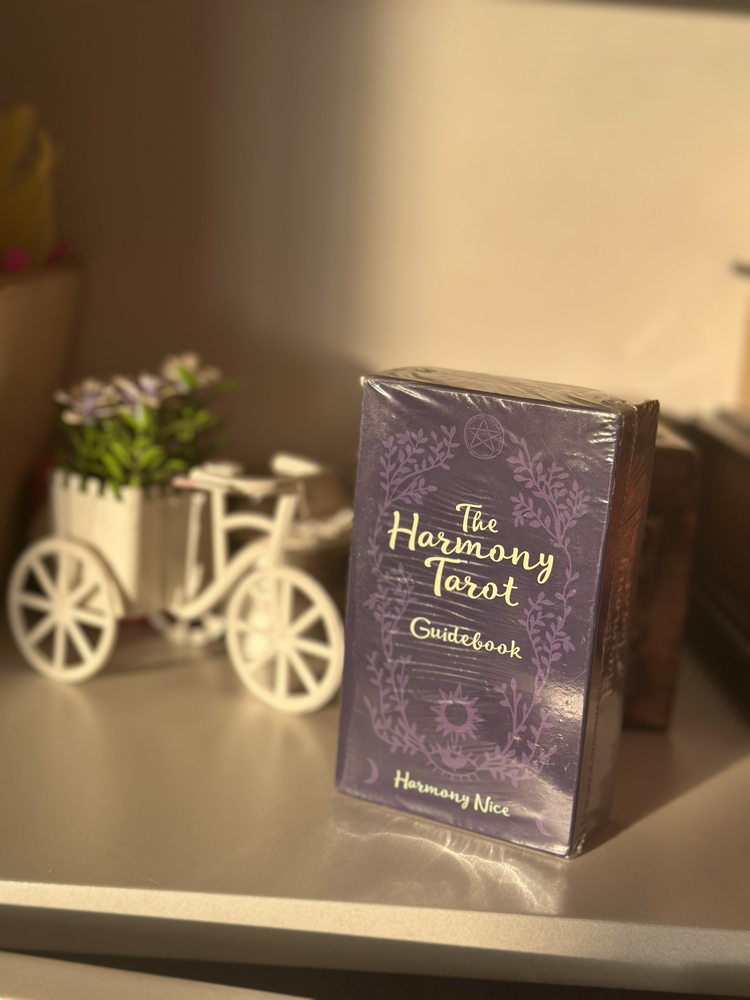 The Harmony tarot (12cm 7cm)