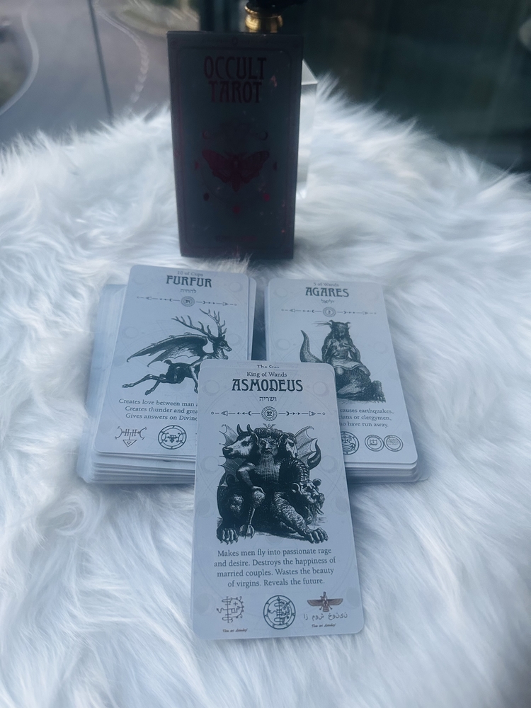 Occult tarot 