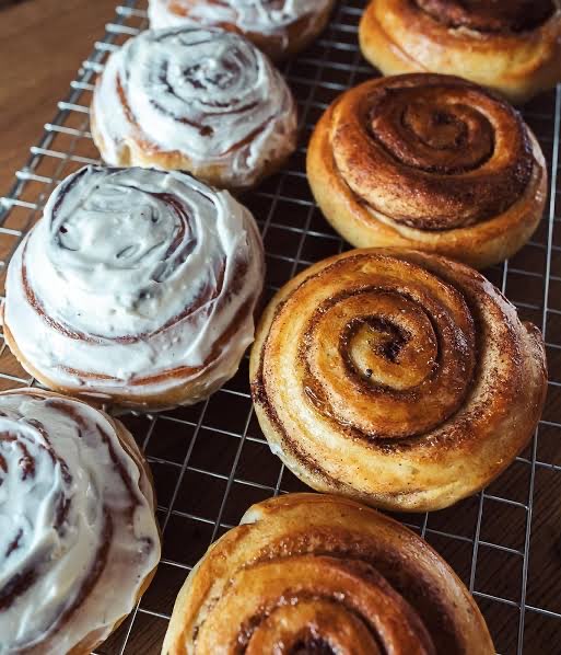 Ekşi Mayalı Elmalı-Tarçınlı Çörek 15 adet 