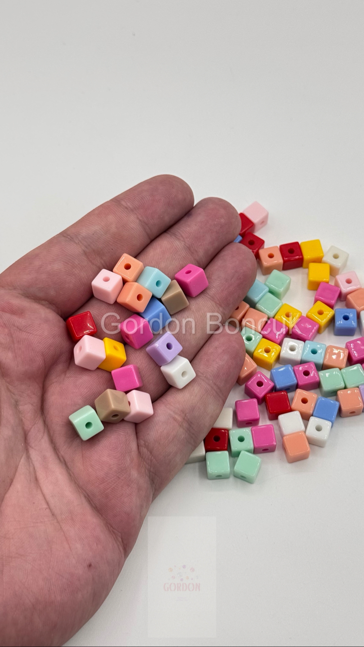 Küp Model Akrilik Boncuk Mix 100Gram 200Adet