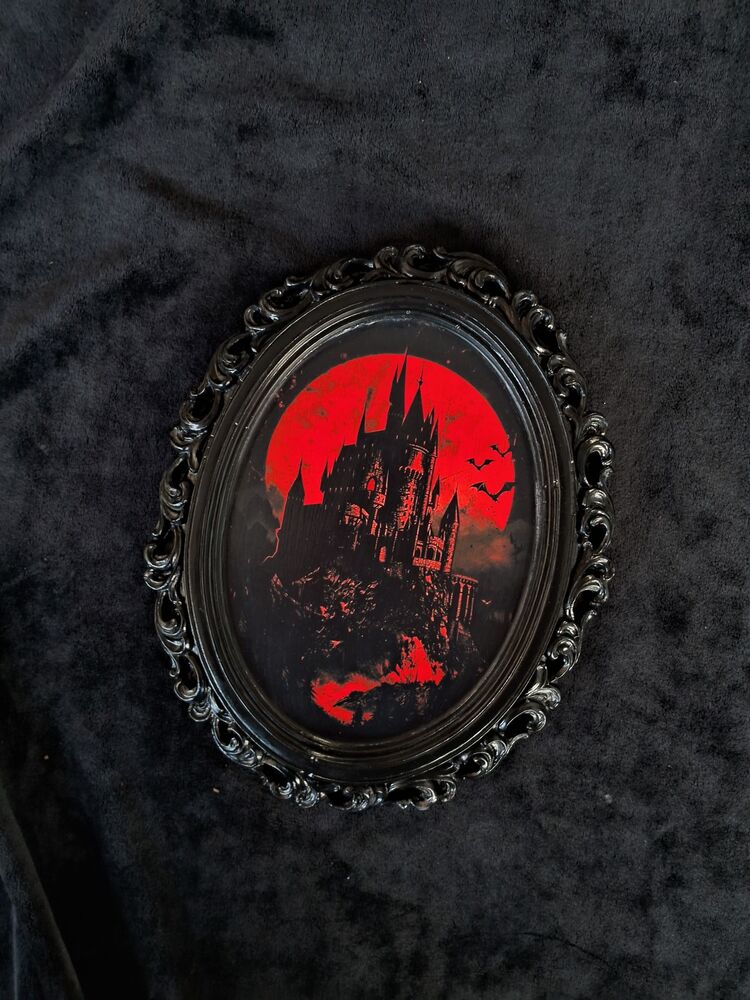 Vampir Şato Çerçeve