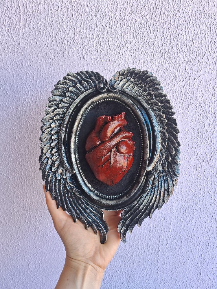 Anatomik Kalp Gotik Çerçeve 