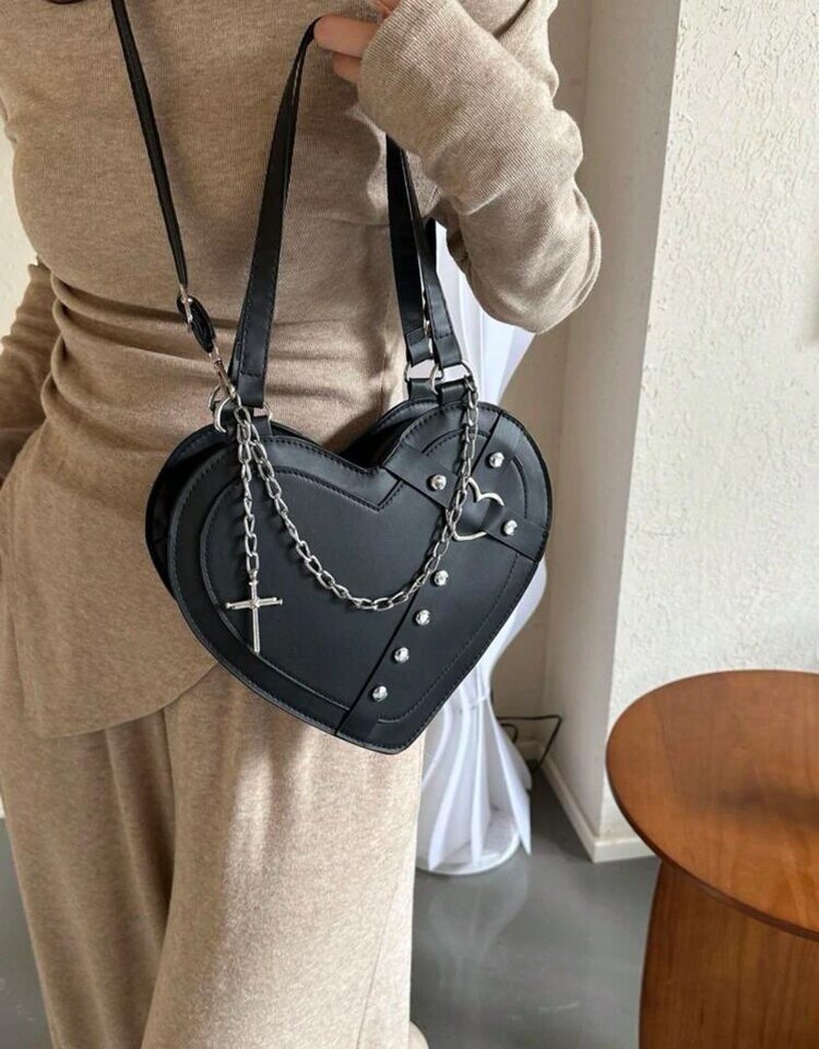 Punk Gothic Haç Detaylı Zincirli Kalp Çanta