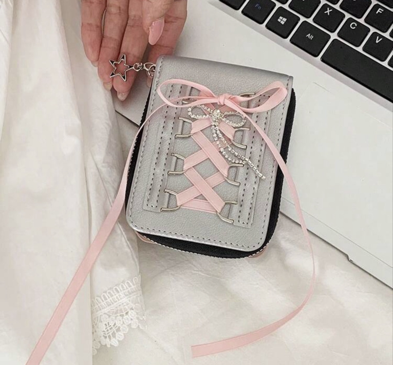 Coquette Metalik Gümüş & Pastel Pembe Kurdele Korse Bağcıklı Cüzdan