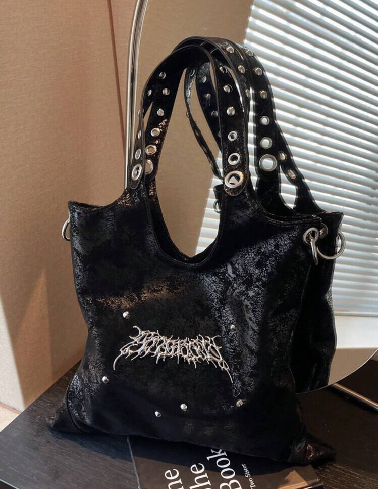 Cybercore Sigilism Studded Siyah Çanta