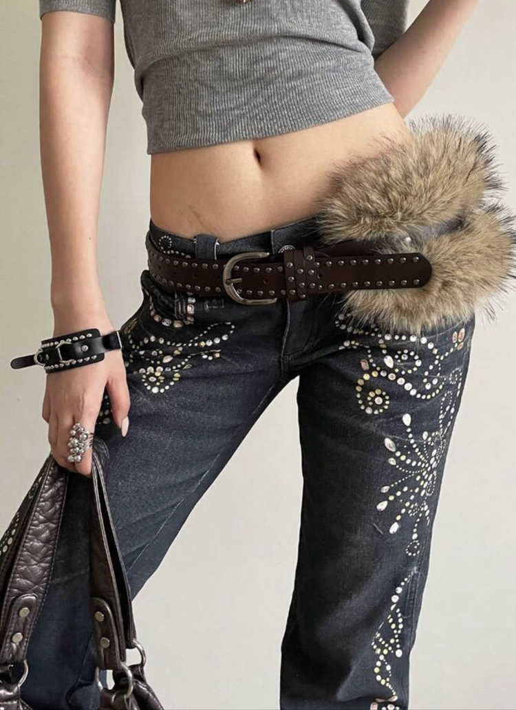 Kahve Deri Punk Tarzı Çift Sıralı Dekor Kemer