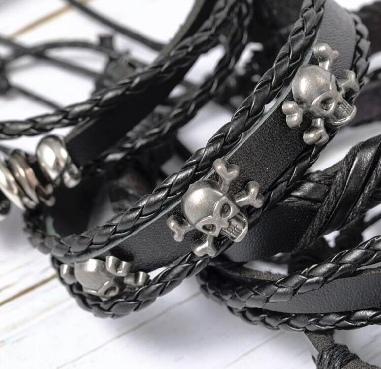 Punk Gothic Kurukafa Detaylı 6 Parça Bileklik Seti