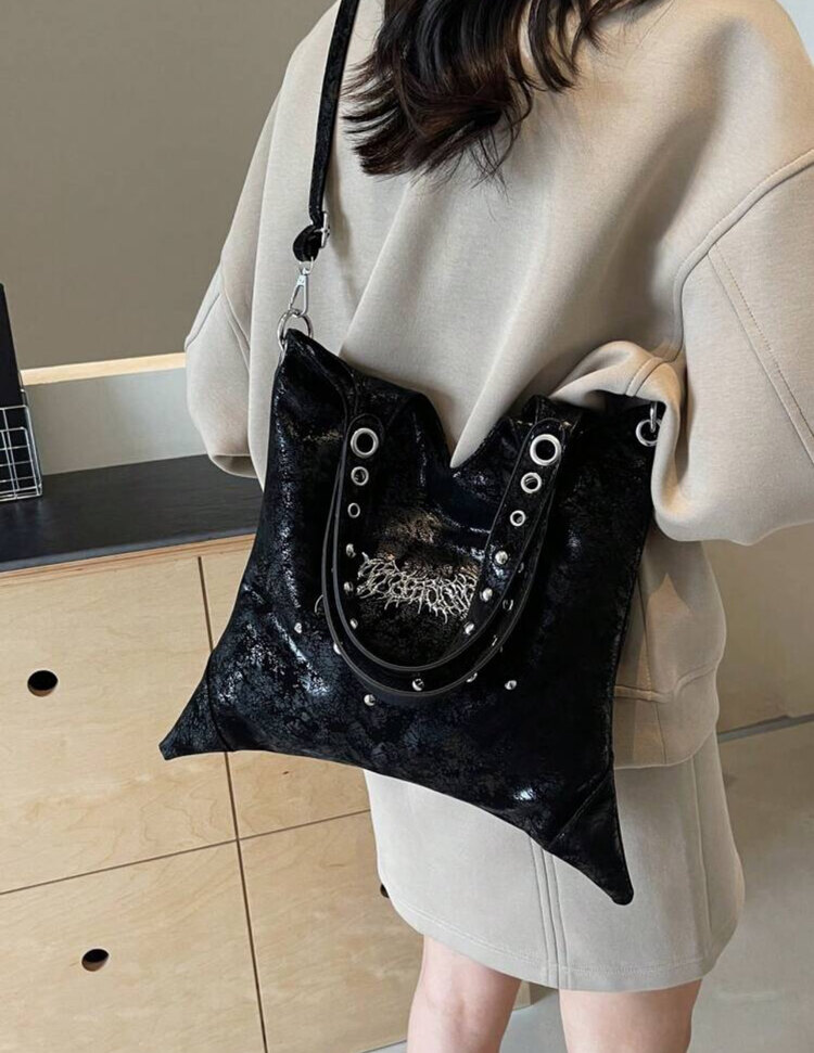 Cybercore Sigilism Studded Siyah Çanta
