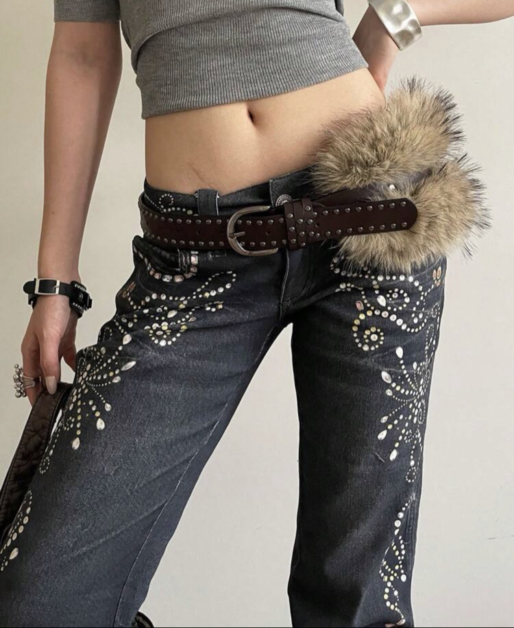 Kahve Deri Punk Tarzı Çift Sıralı Dekor Kemer