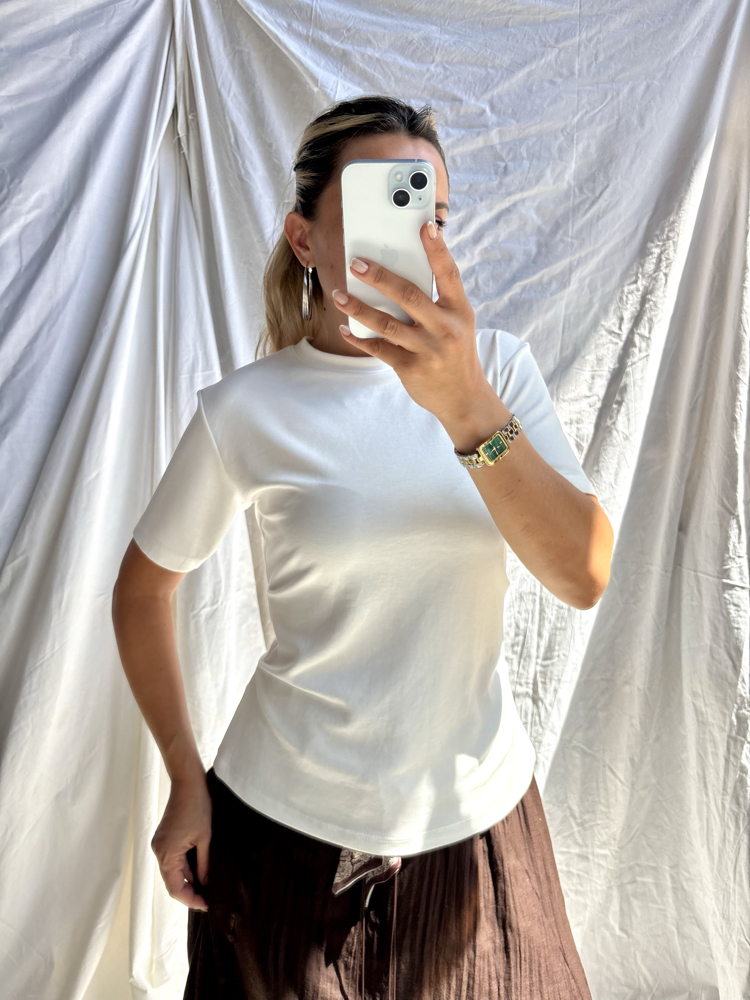 Yanları büzgülü modal body
