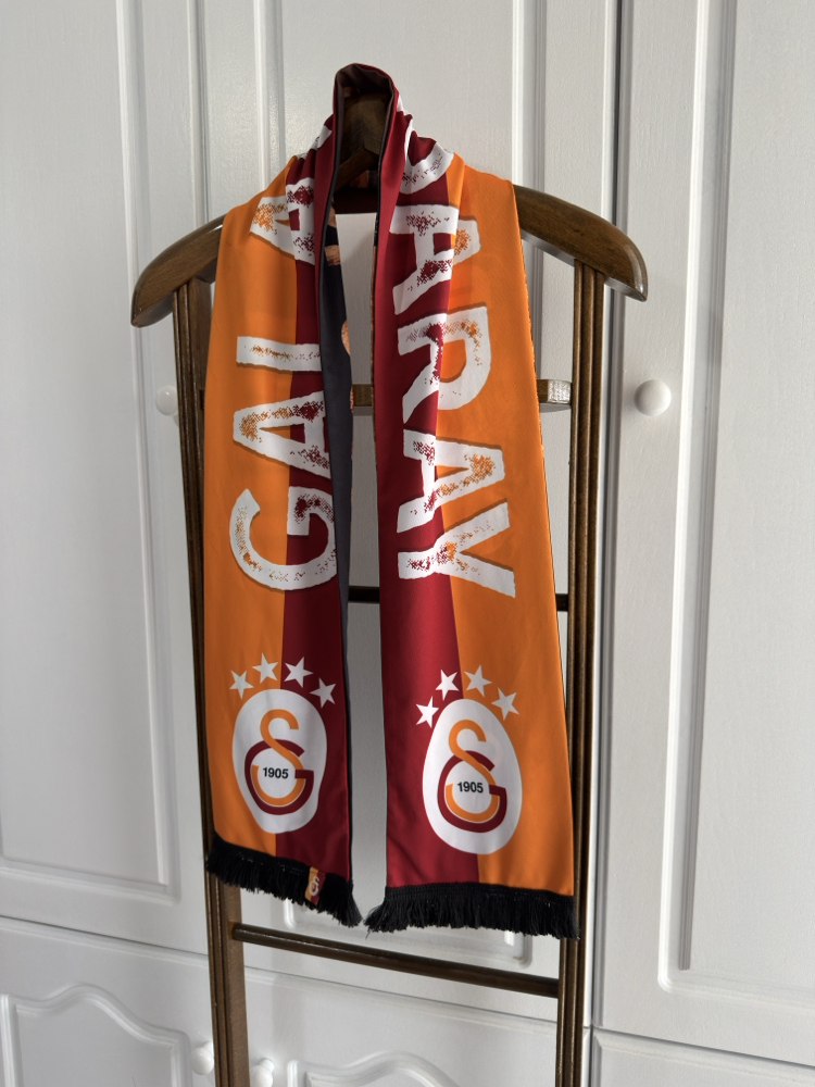Galatasaray Bafetimbi Gomis Şal Atkı