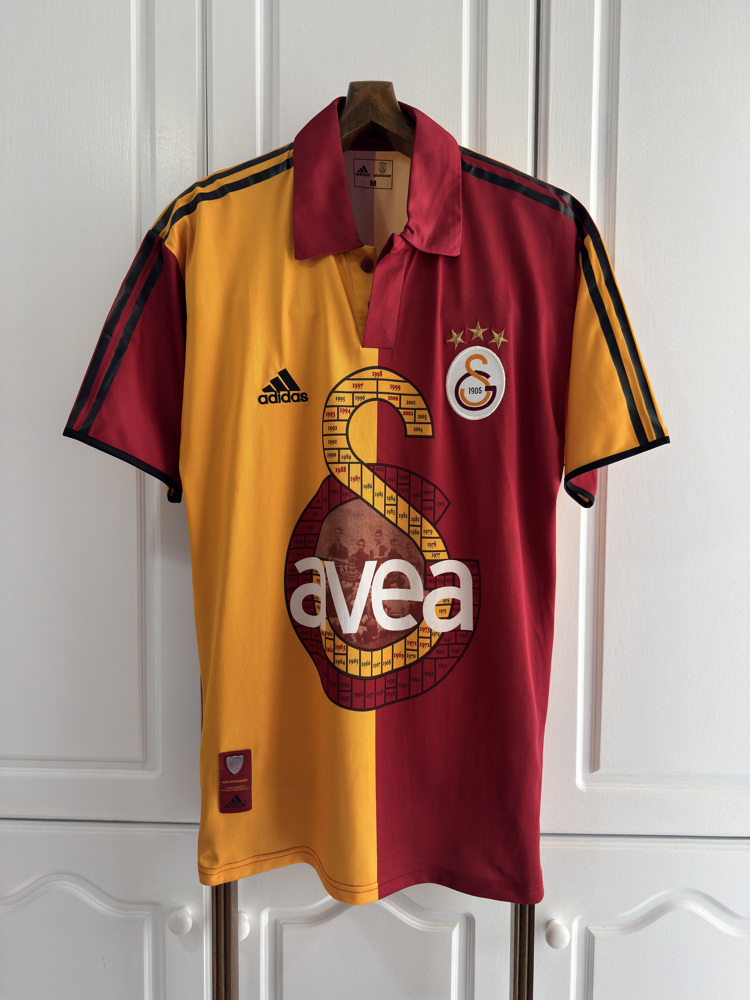 Galatasaray 2004-2005 100. Yıl Forma