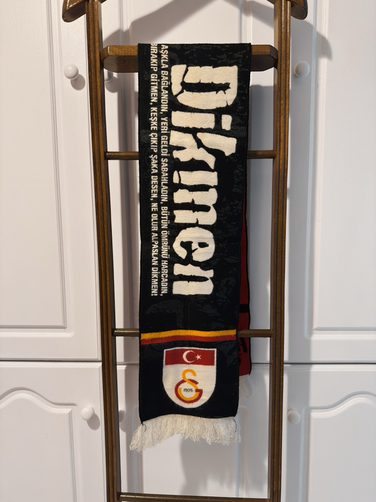 Galatasaray Alparslan Dikmen Hatıra Atkı 