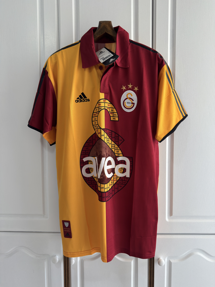 Galatasaray 2004-2005 100. Yıl Forma
