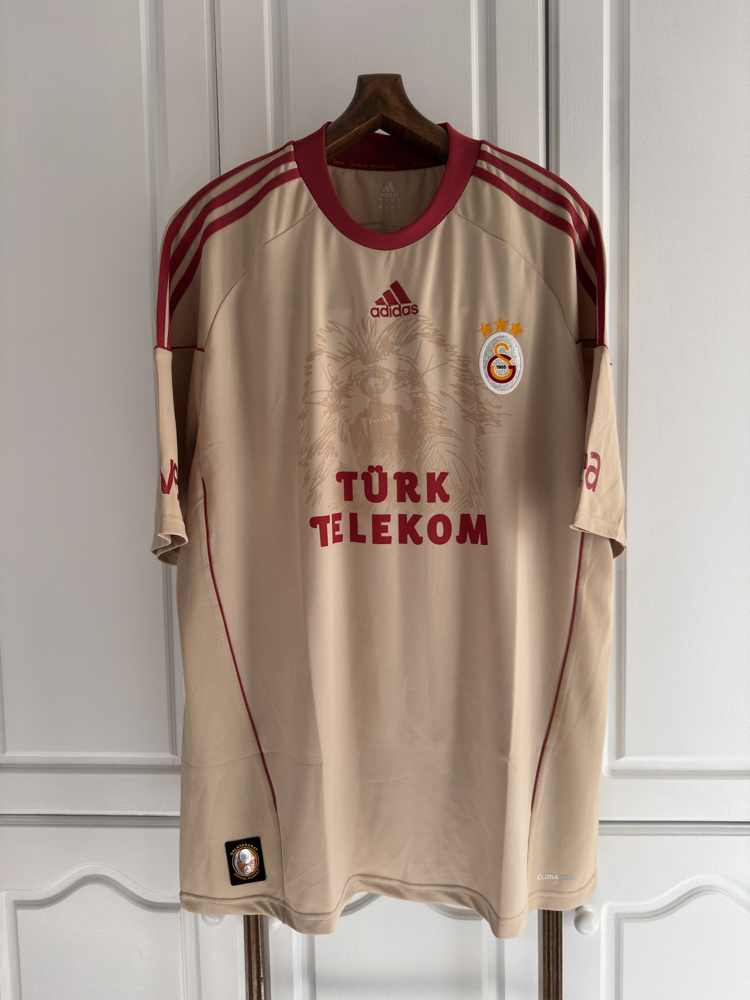 Galatasaray 2010-2011 Adidas Forma 