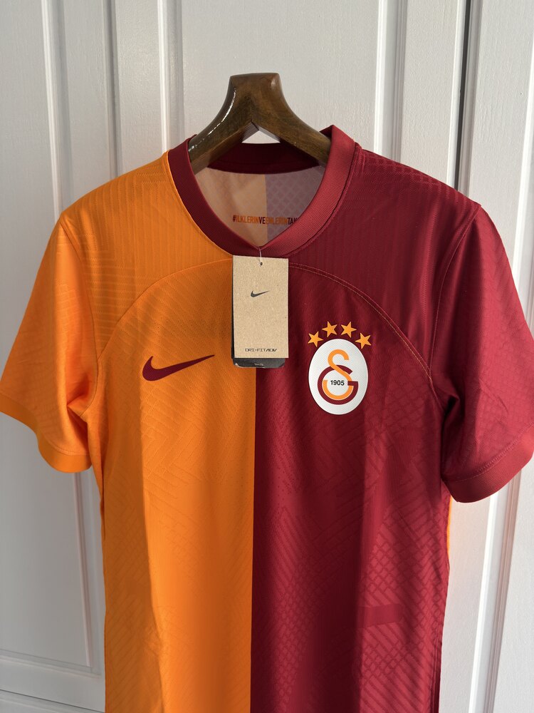 Galatasaray 2023-2024 Etiketli Maç Forması
