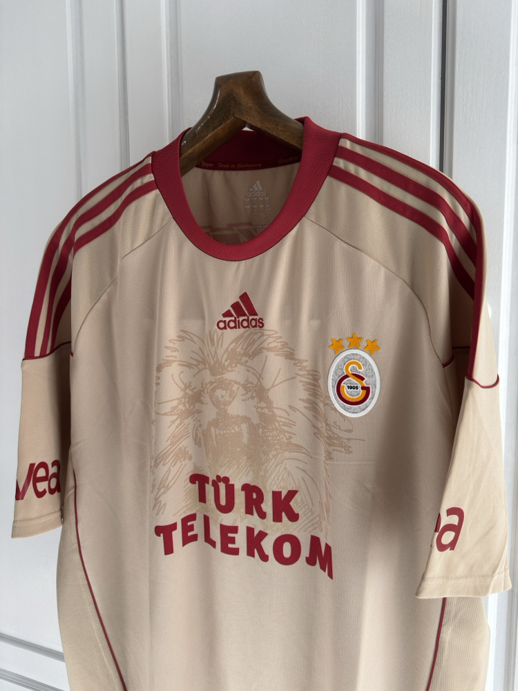 Galatasaray 2010-2011 Adidas Forma 