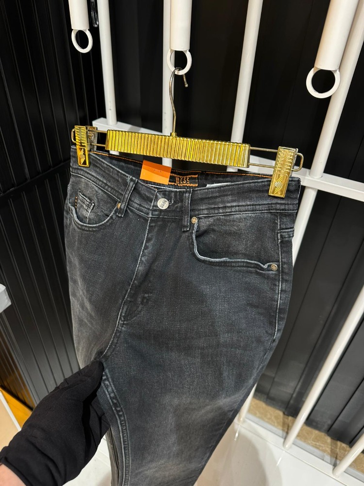 Boss Füme Jean
