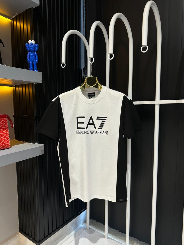 EA7 Beyaz Tişört
