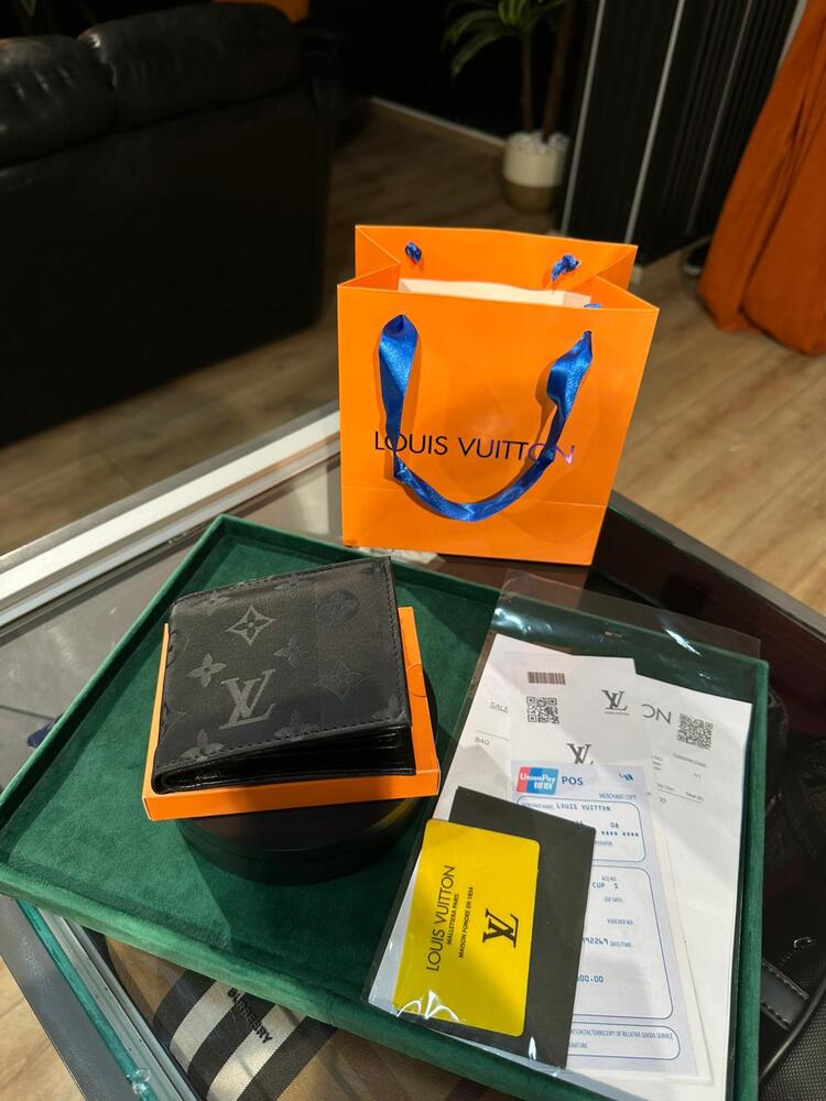 Louis Vuitton Cüzdan