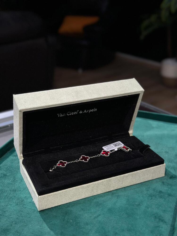 Van Cleef Çelik Bileklik