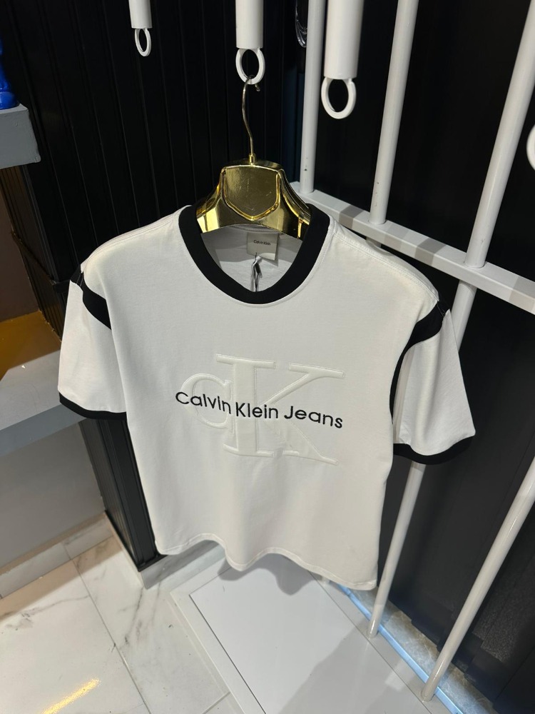 Calvin Klein Beyaz Tişört