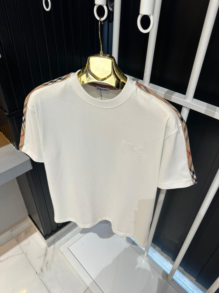 Burberry Beyaz Tişört