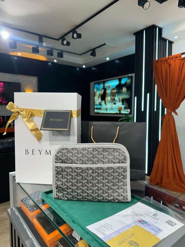 Goyard El Çantası