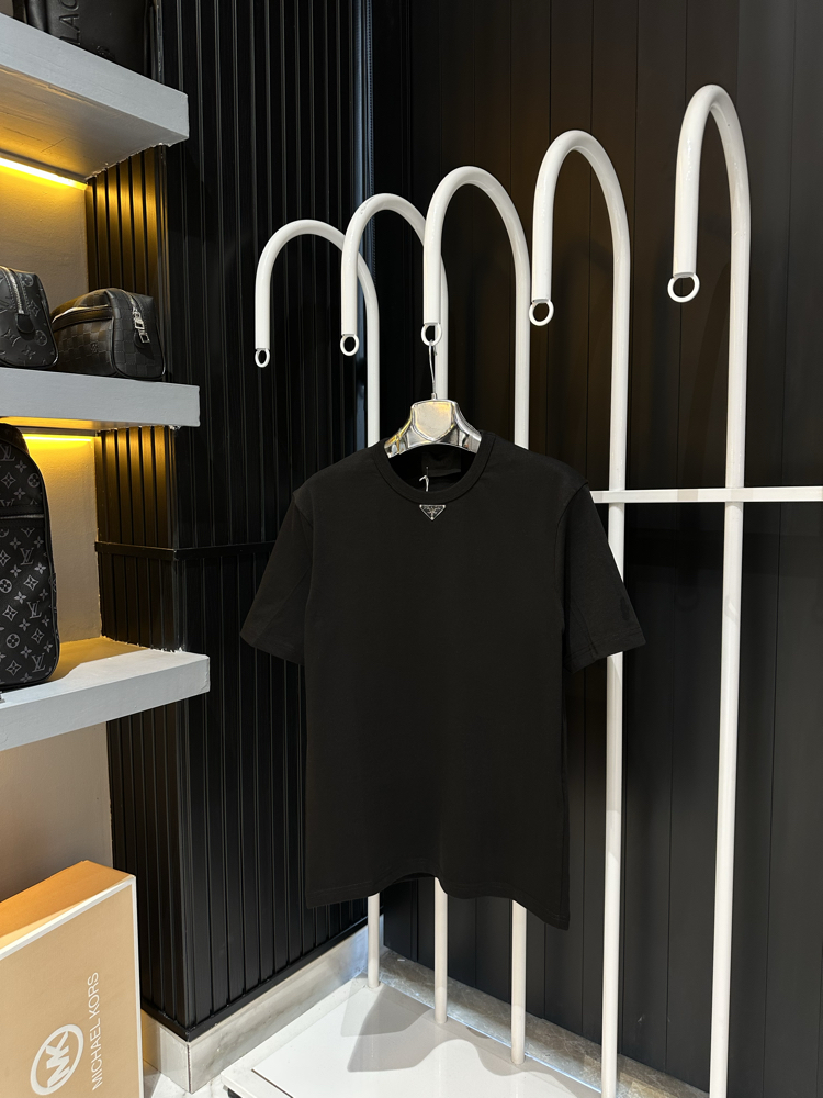 Prada Siyah Tişört
