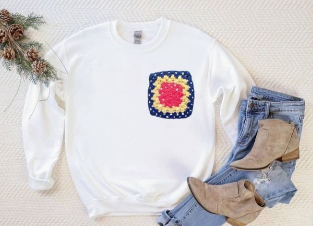 Tasarım Nakışlı Sweatshirt