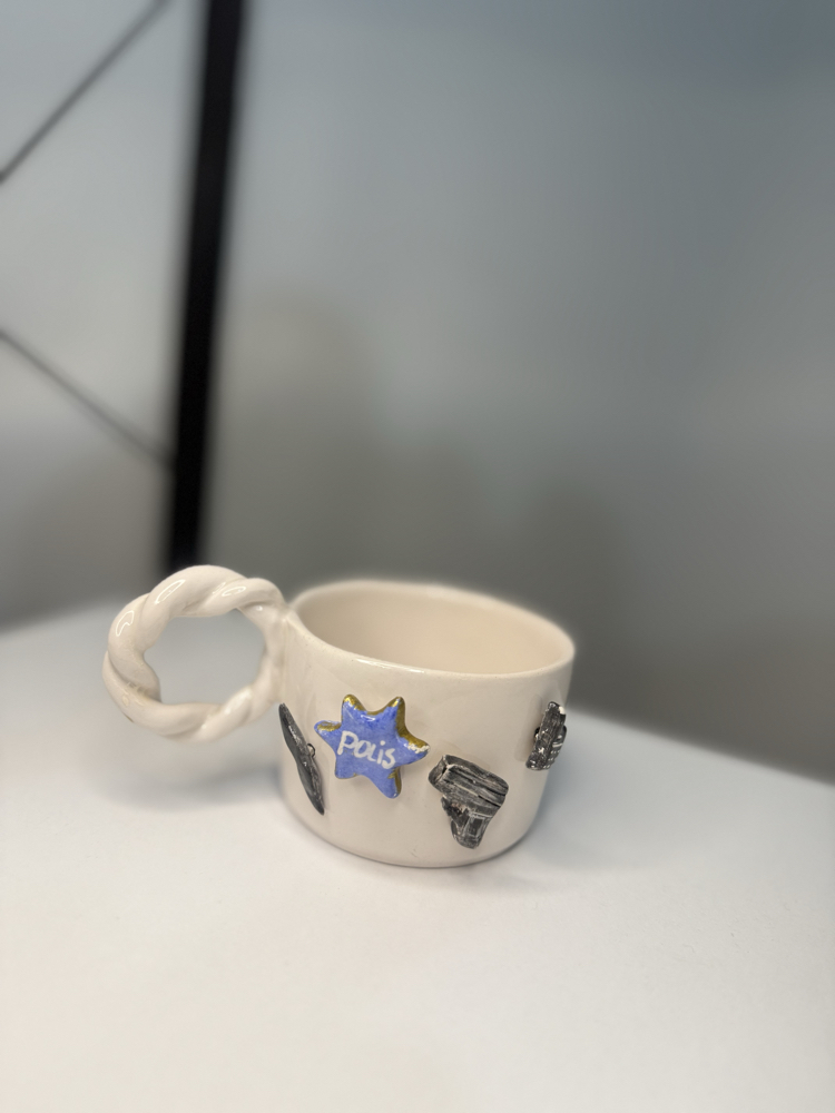 Charm polis 